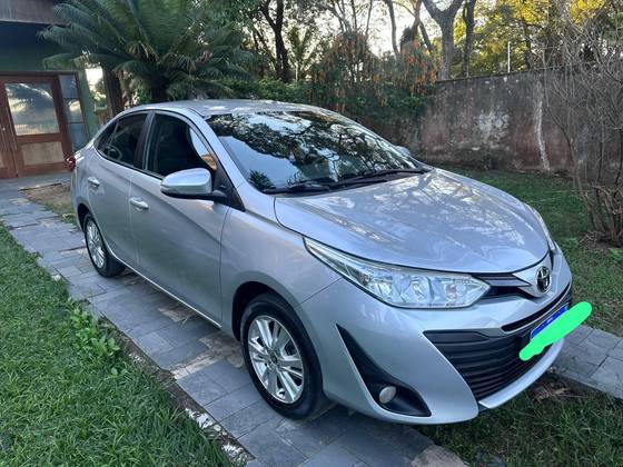 TOYOTA YARIS 1.5 16V FLEX SEDAN XL MULTIDRIVE TOYOTA YARIS 1.5 16V FLEX SEDAN XL MULTIDRIVE